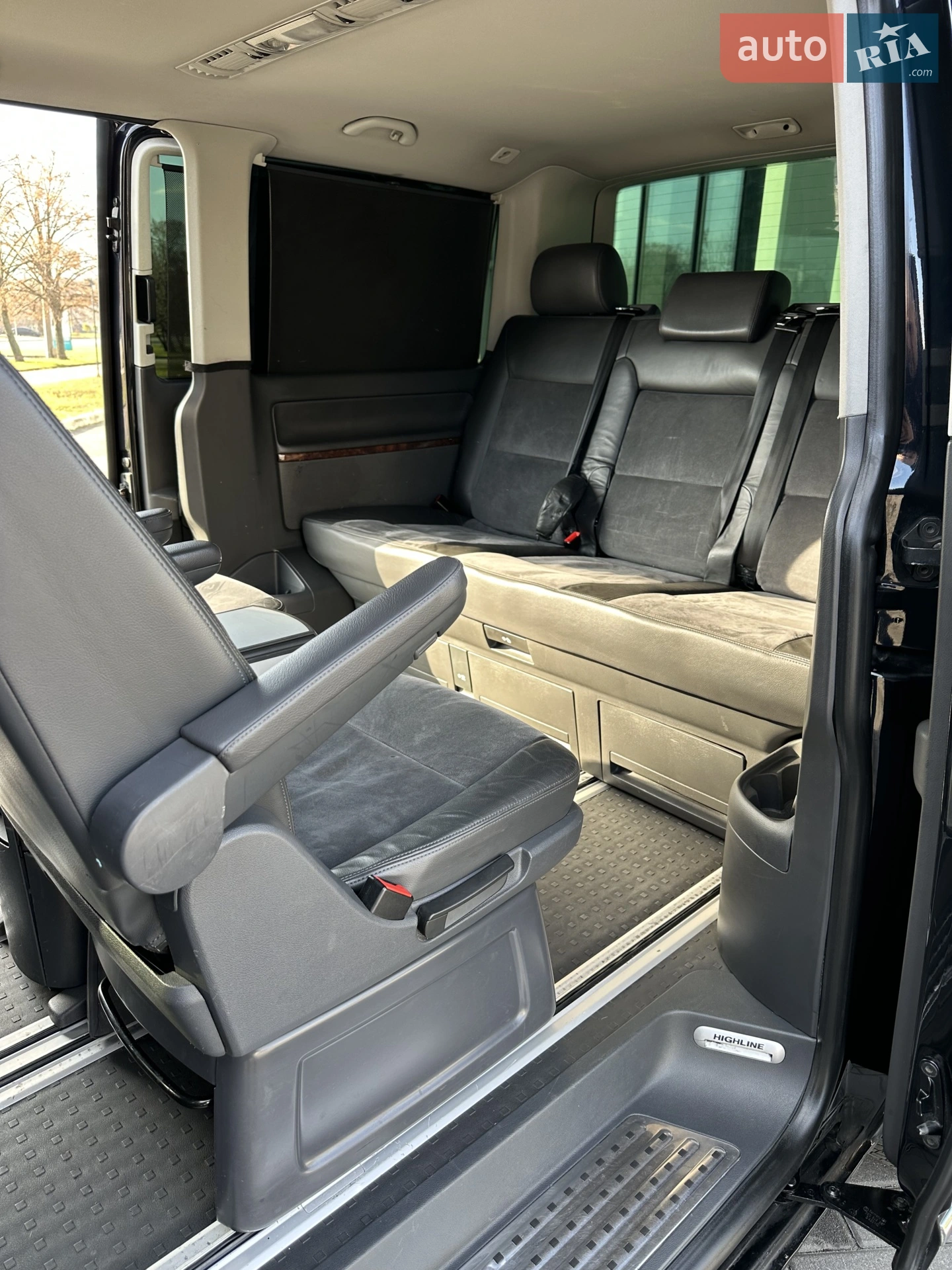 2011 Volkswagen Multivan - мініатюра 34