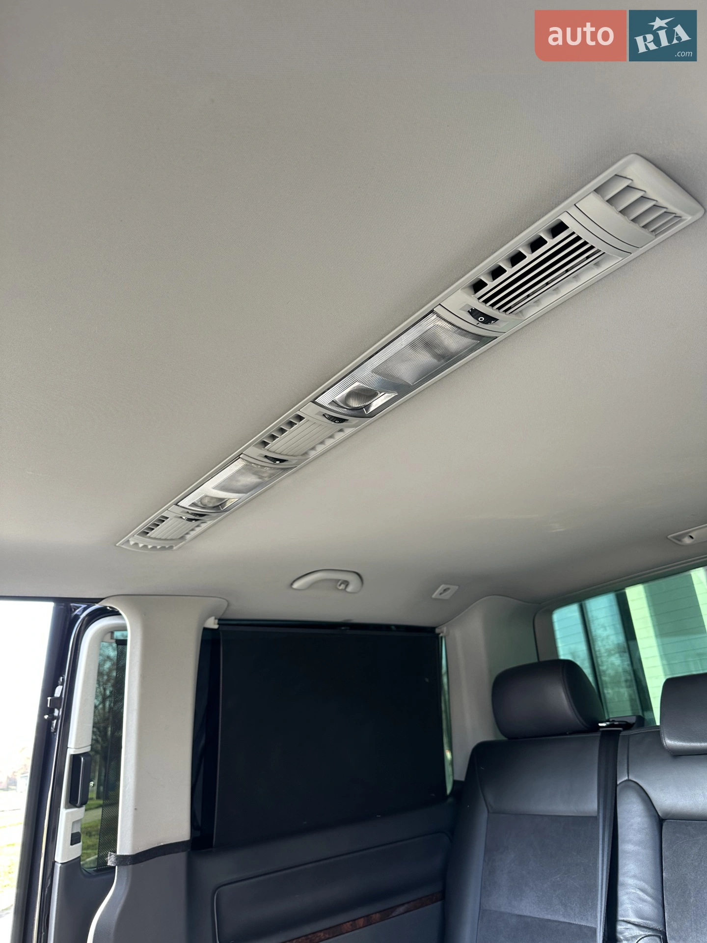 2011 Volkswagen Multivan - мініатюра 38