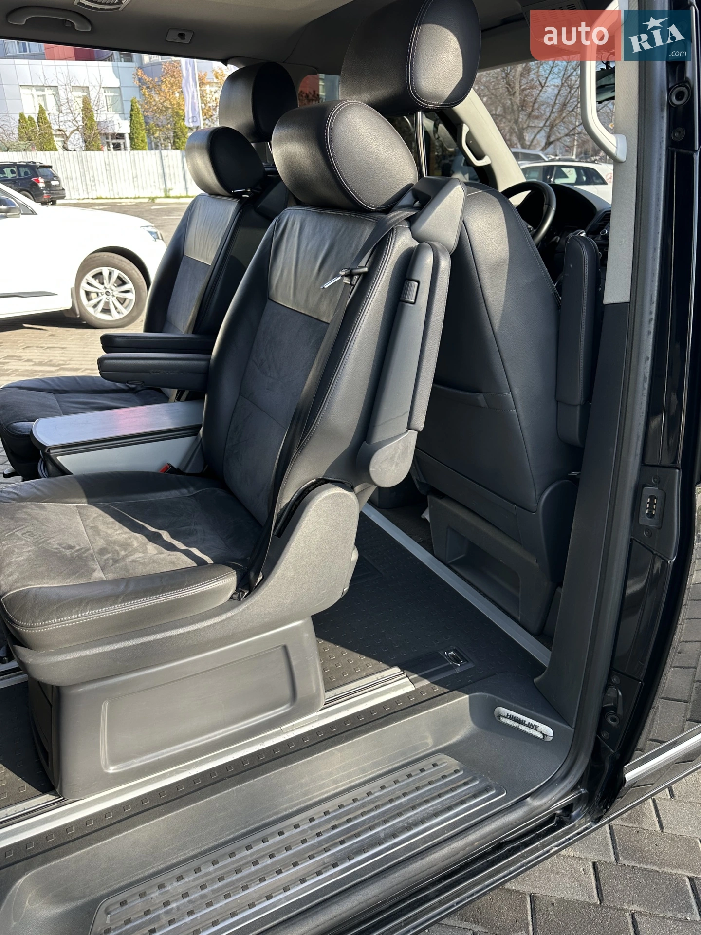 2011 Volkswagen Multivan - мініатюра 43
