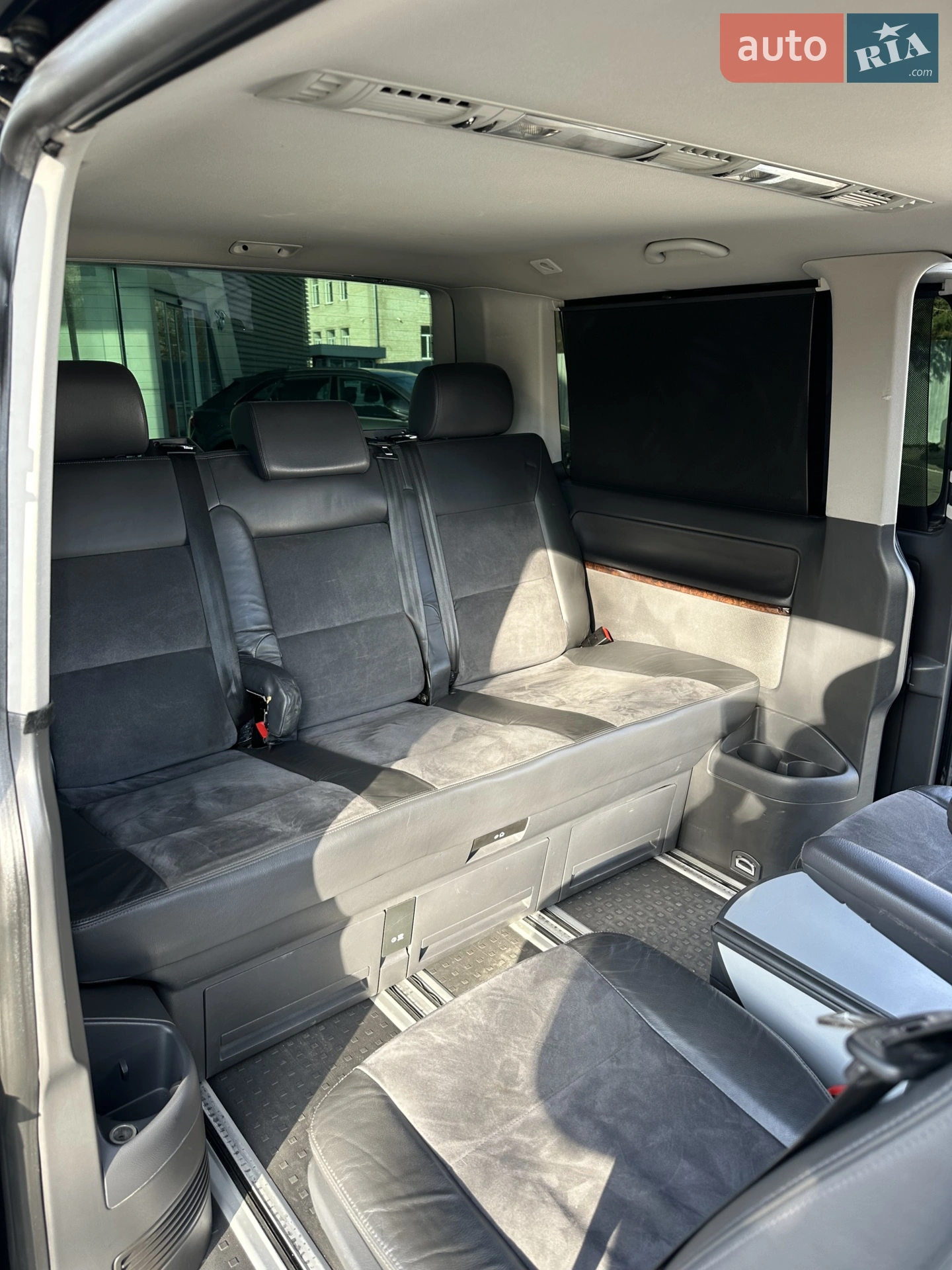 2011 Volkswagen Multivan - мініатюра 46