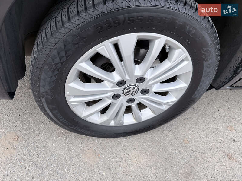 Минивэн Volkswagen Multivan 2020 в Киеве фото 25 Минивэн Volkswagen Multivan 2020 в Киеве