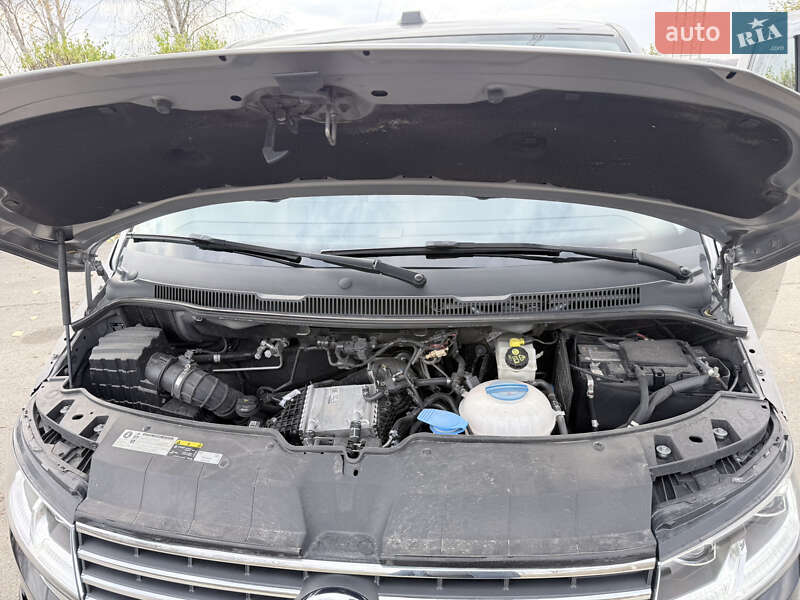 Минивэн Volkswagen Multivan 2020 в Киеве фото 29 Минивэн Volkswagen Multivan 2020 в Киеве
