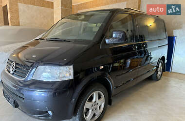 Минивэн Volkswagen Multivan 2008 в Киеве