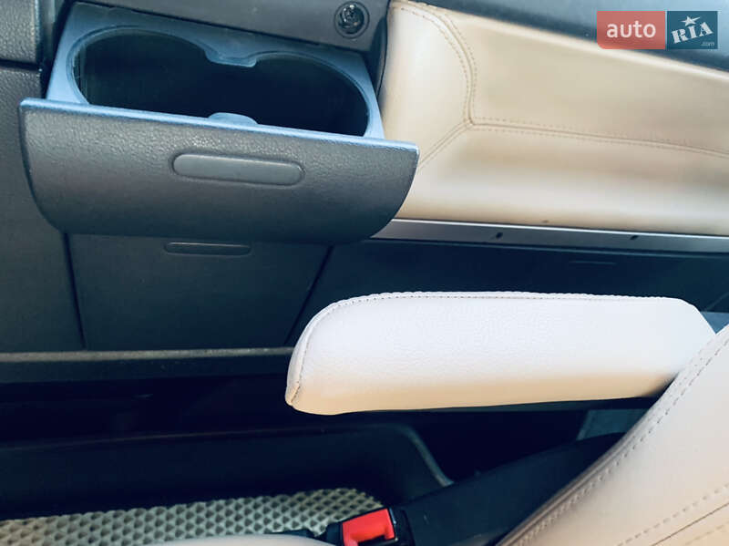 Мінівен Volkswagen Multivan 2016 в Києві фото 41 Мінівен Volkswagen Multivan 2016 в Києві