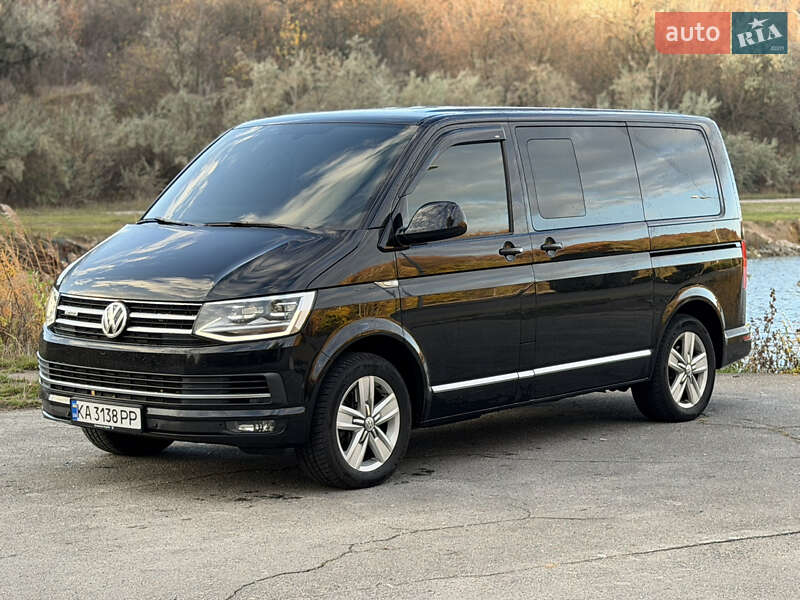Мінівен Volkswagen Multivan 2015 в Дніпрі