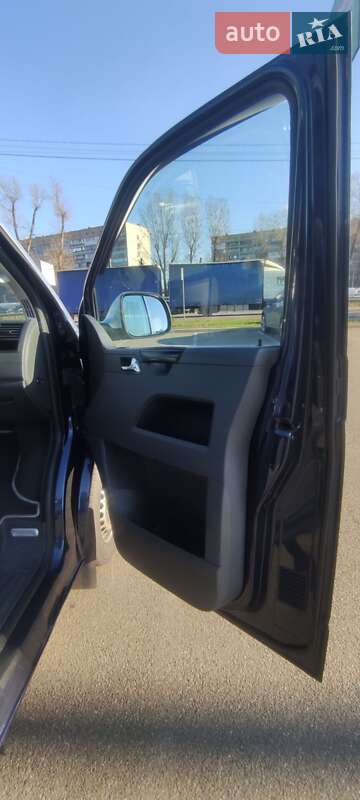 Мінівен Volkswagen Multivan 2010 в Києві фото 9 Мінівен Volkswagen Multivan 2010 в Києві