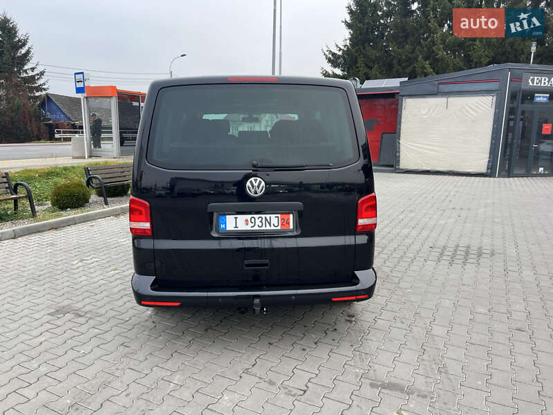 Минивэн Volkswagen Multivan 2013 в Дрогобыче