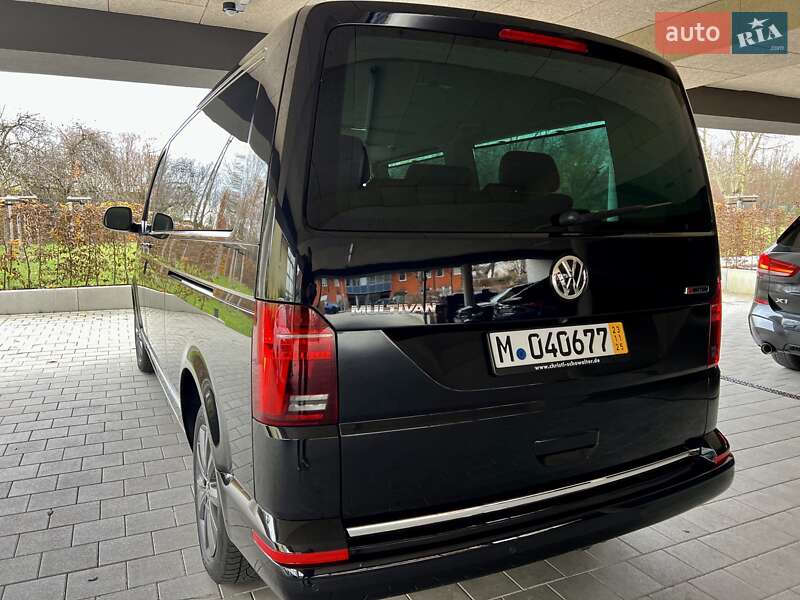 Минивэн Volkswagen Multivan 2021 в Киеве