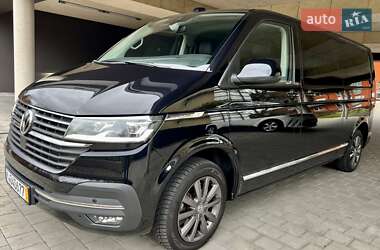 Минивэн Volkswagen Multivan 2021 в Киеве