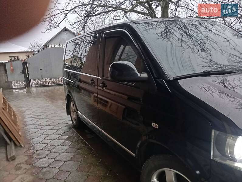 Мінівен Volkswagen Multivan 2010 в Ужгороді фото 6 Мінівен Volkswagen Multivan 2010 в Ужгороді