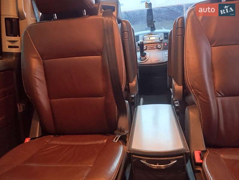 Мінівен Volkswagen Multivan 2010 в Ужгороді фото 16 Мінівен Volkswagen Multivan 2010 в Ужгороді