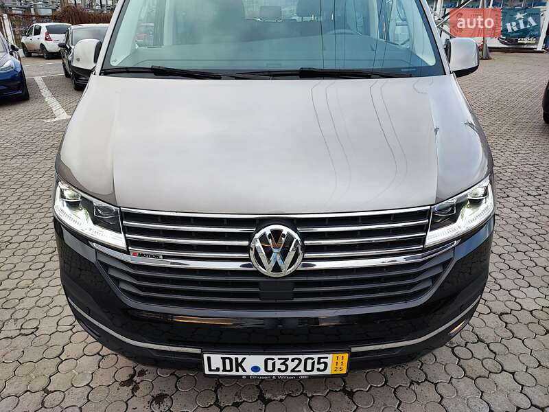 Минивэн Volkswagen Multivan 2022 в Черновцах