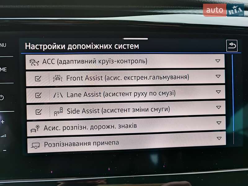 Минивэн Volkswagen Multivan 2022 в Черновцах