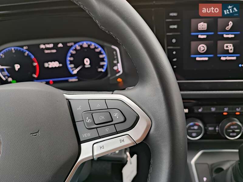 Минивэн Volkswagen Multivan 2022 в Черновцах