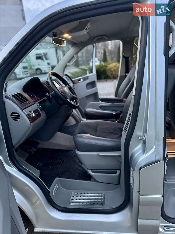 Минивэн Volkswagen Multivan 2006 в Житомире фото 24 Минивэн Volkswagen Multivan 2006 в Житомире