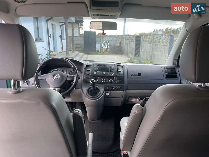 Мінівен Volkswagen Multivan 2011 в Рава-Руській фото 10 Мінівен Volkswagen Multivan 2011 в Рава-Руській