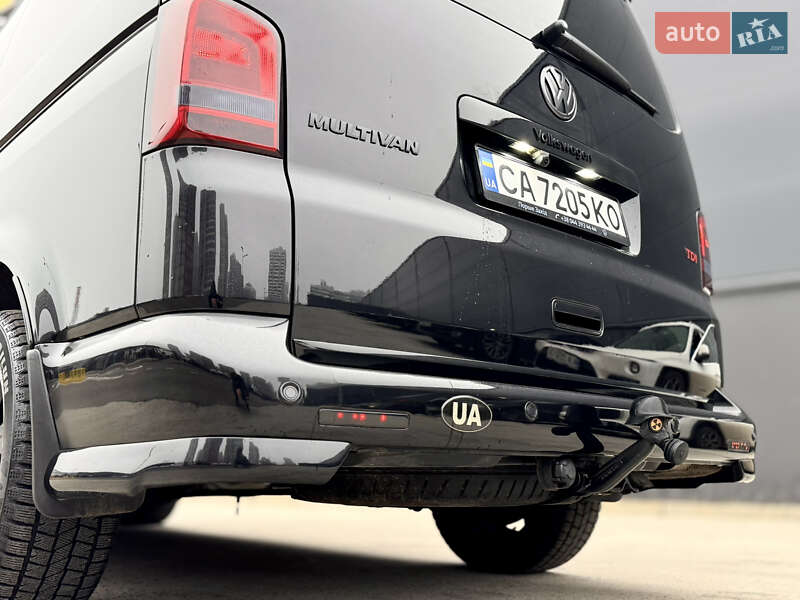 Минивэн Volkswagen Multivan 2012 в Киеве