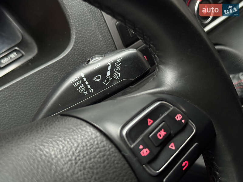 Минивэн Volkswagen Multivan 2012 в Киеве