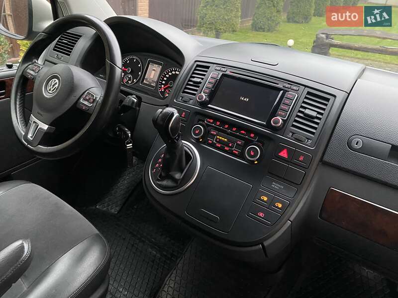 Мінівен Volkswagen Multivan 2013 в Охтирці фото 40 Мінівен Volkswagen Multivan 2013 в Охтирці