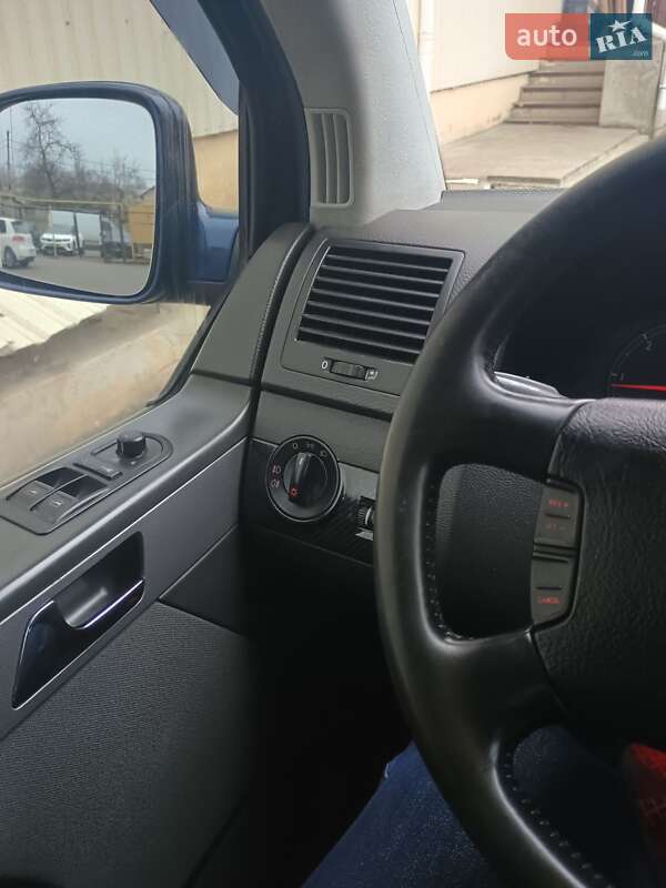 Минивэн Volkswagen Multivan 2004 в Николаеве фото 40 Минивэн Volkswagen Multivan 2004 в Николаеве