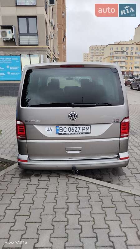 Минивэн Volkswagen Multivan 2016 в Киеве