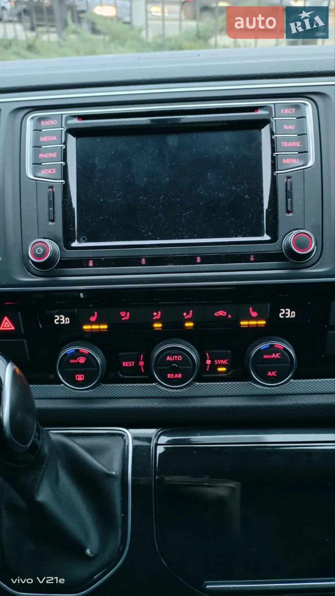 2016 Volkswagen Multivan - мініатюра 38