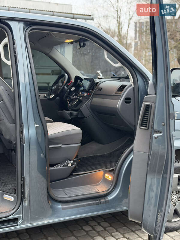 Минивэн Volkswagen Multivan 2007 в Ивано-Франковске фото 11 Минивэн Volkswagen Multivan 2007 в Ивано-Франковске