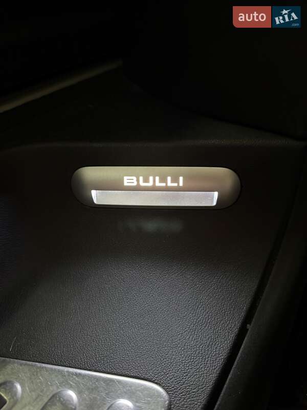 Мінівен Volkswagen Multivan 2016 в Львові