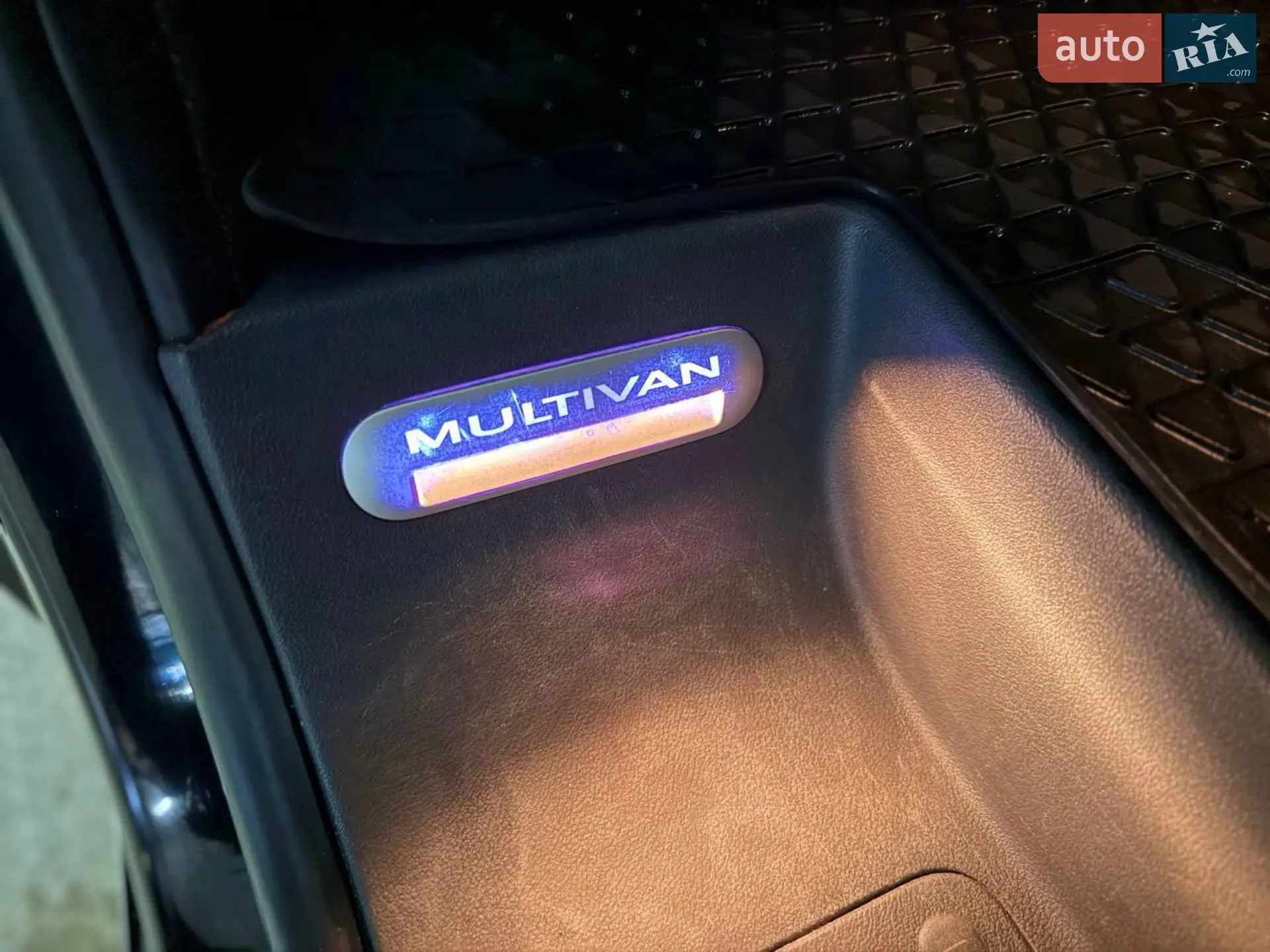 2010 Volkswagen Multivan - мініатюра 15