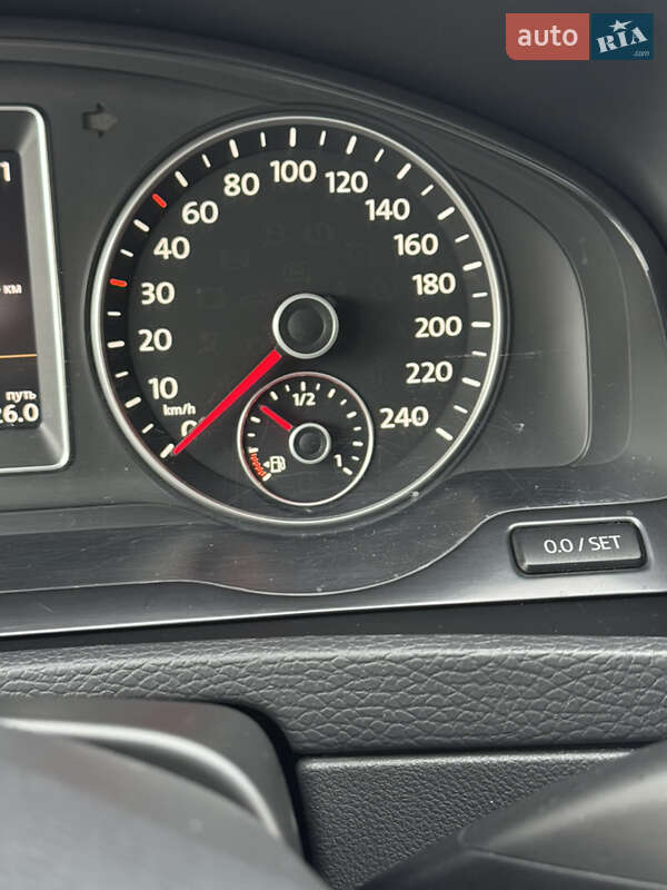 Минивэн Volkswagen Multivan 2014 в Львове