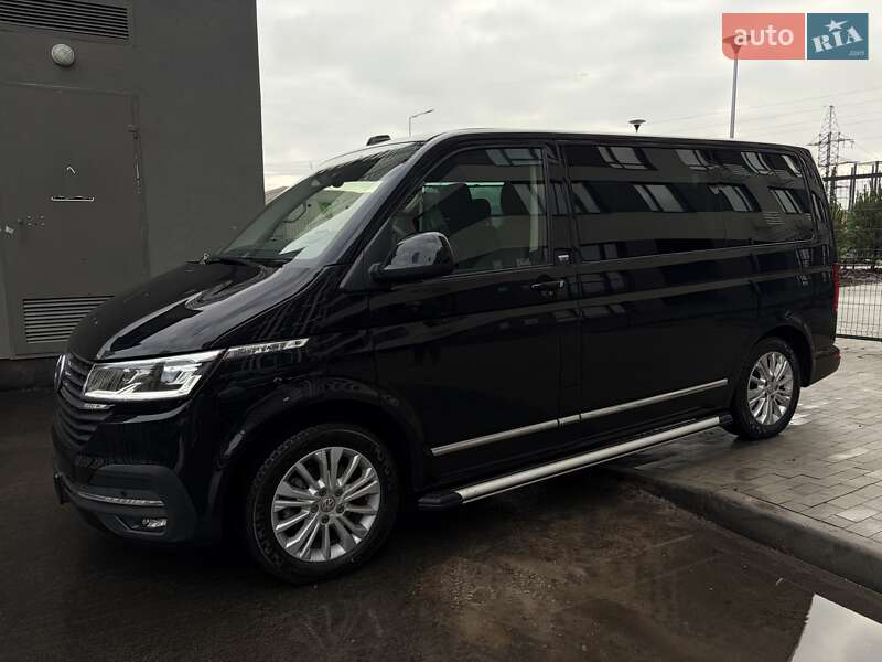 Минивэн Volkswagen Multivan 2022 в Киеве