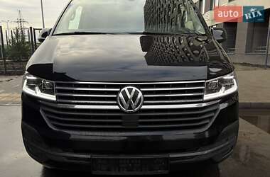 Минивэн Volkswagen Multivan 2022 в Киеве