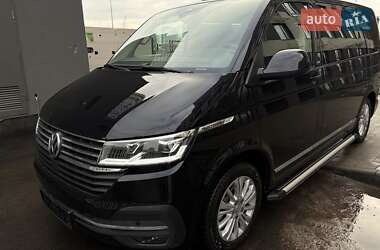 Мінівен Volkswagen Multivan 2022 в Києві