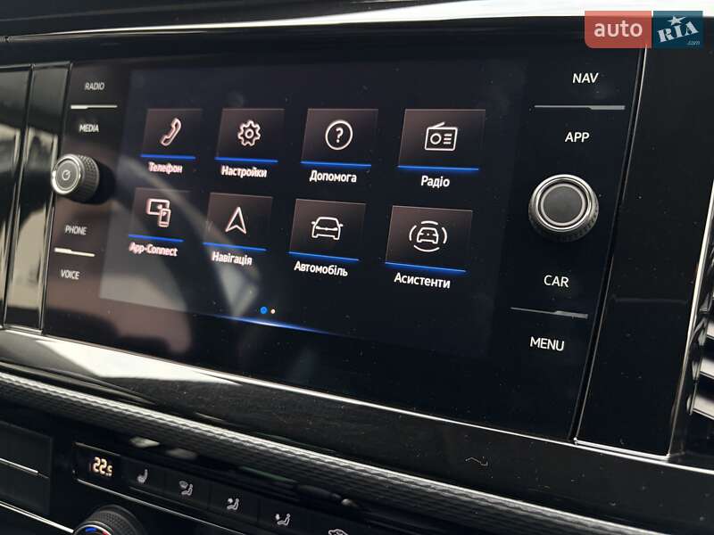 Минивэн Volkswagen Multivan 2022 в Киеве