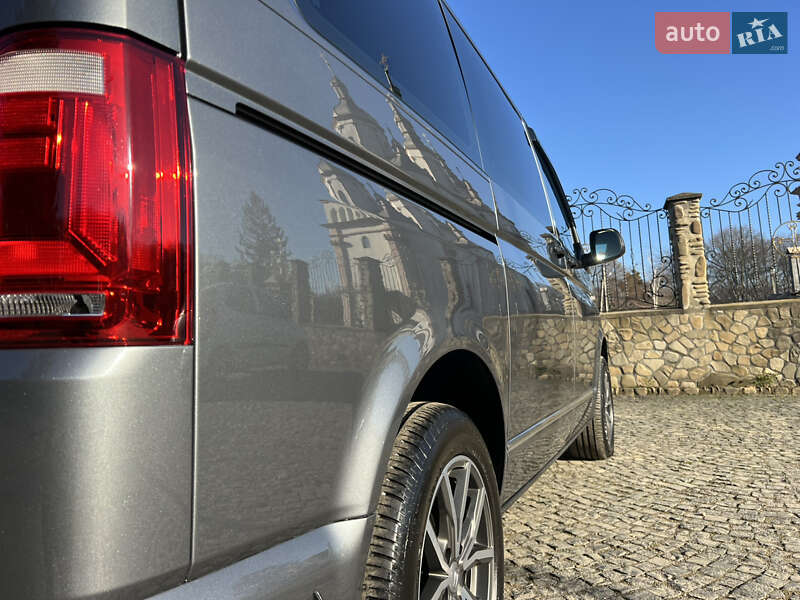 Минивэн Volkswagen Multivan 2018 в Черновцах