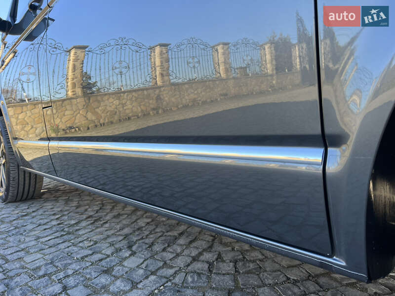 Минивэн Volkswagen Multivan 2018 в Черновцах