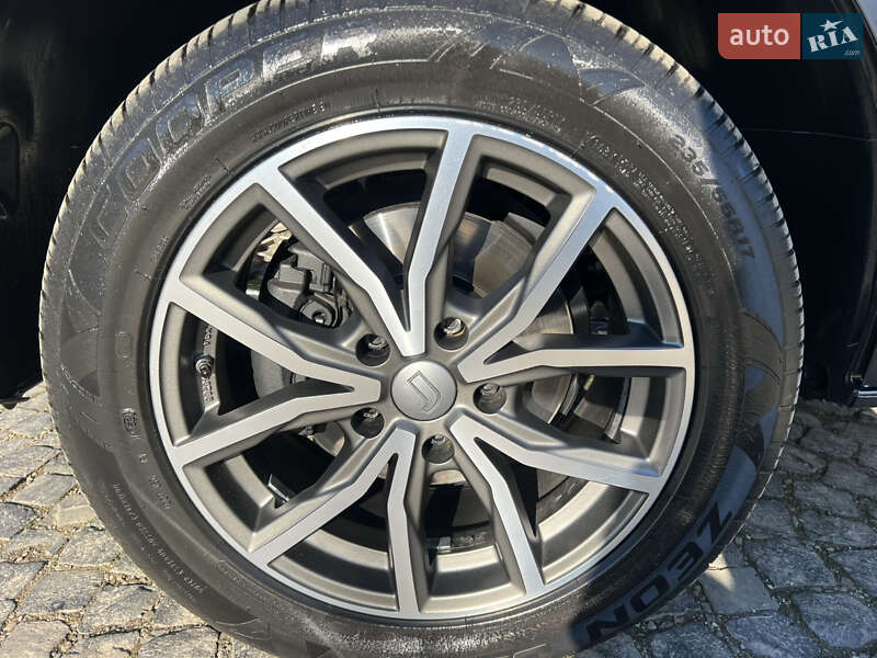 Минивэн Volkswagen Multivan 2018 в Черновцах