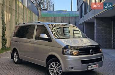 Минивэн Volkswagen Multivan 2013 в Хмельницком