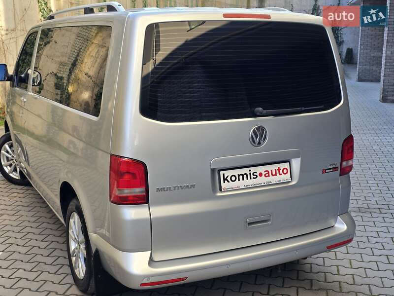 Минивэн Volkswagen Multivan 2013 в Хмельницком