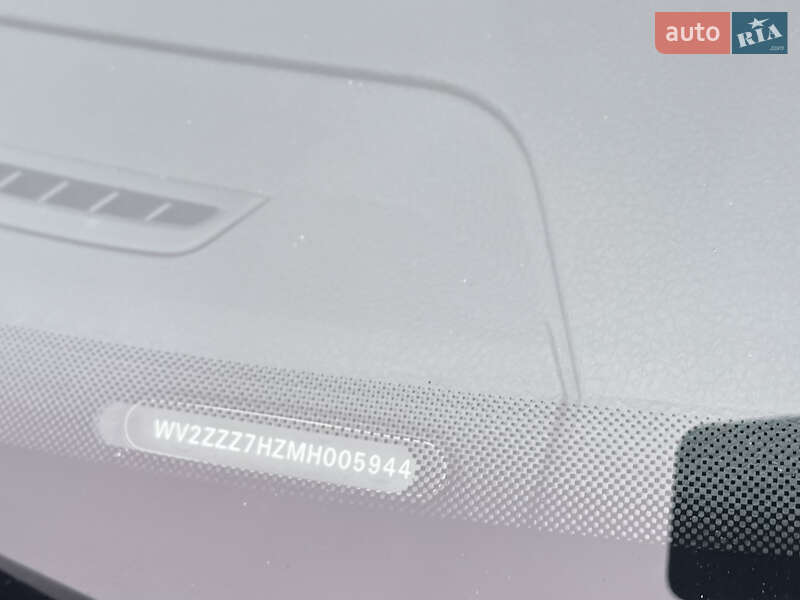 Минивэн Volkswagen Multivan 2020 в Киеве фото 16 Минивэн Volkswagen Multivan 2020 в Киеве