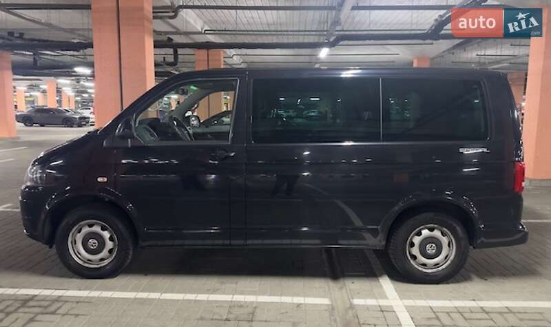Volkswagen Multivan 2013