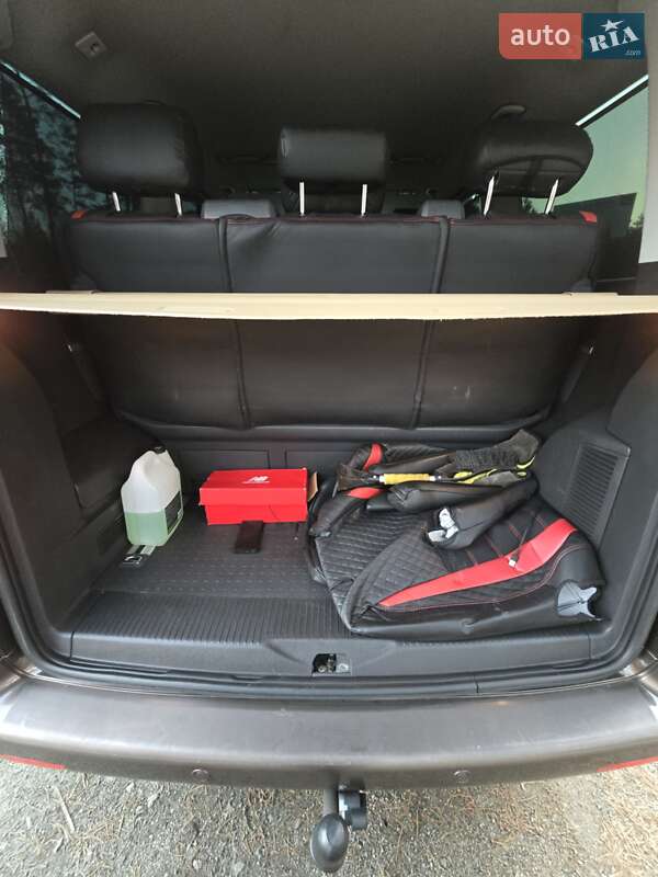 Мінівен Volkswagen Multivan 2012 в Малині