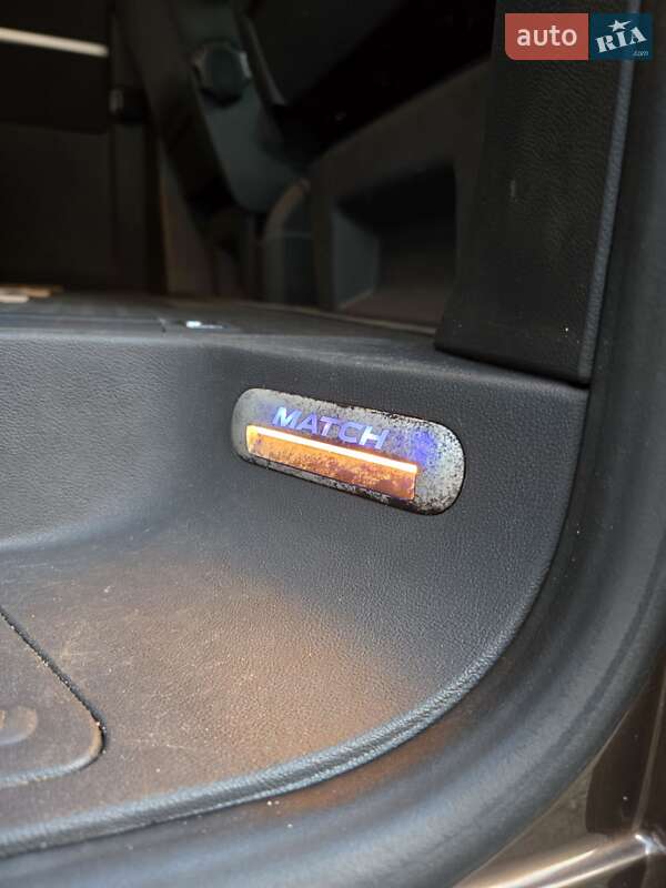 Мінівен Volkswagen Multivan 2012 в Малині