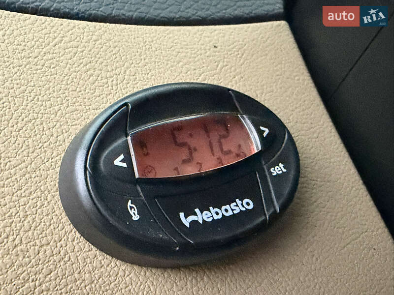 Минивэн Volkswagen Multivan 2009 в Берегово