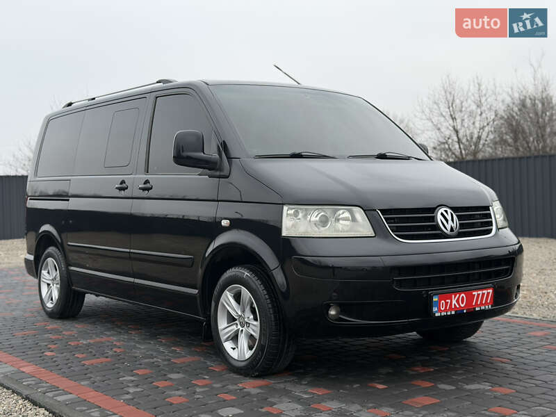 Минивэн Volkswagen Multivan 2009 в Берегово