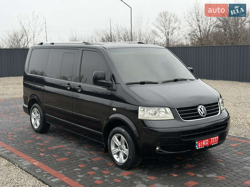 Минивэн Volkswagen Multivan 2009 в Берегово