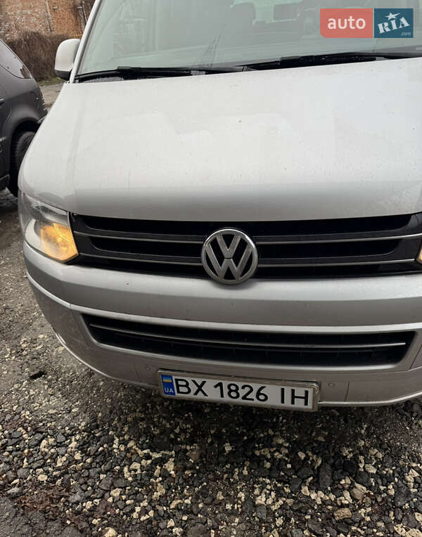 Мінівен Volkswagen Multivan 2015 в Хмельницькому фото 2 Мінівен Volkswagen Multivan 2015 в Хмельницькому