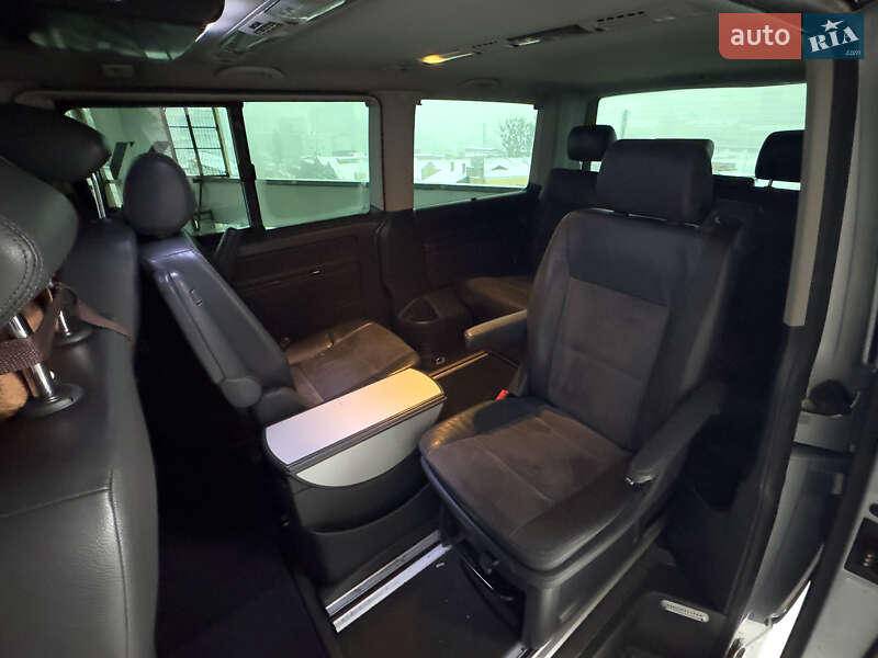 Мінівен Volkswagen Multivan 2011 в Києві