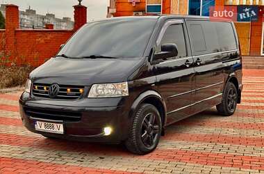 Минивэн Volkswagen Multivan 2010 в Запорожье