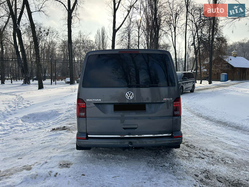 Минивэн Volkswagen Multivan 2020 в Киеве